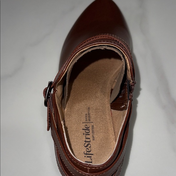 Life Stride Chestnut Ankle Booties - Picture 7 of 8
